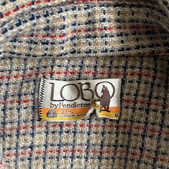 Men's Vintage Pendelton Wool Checkered Shirt with Elbow Patch - Picture 2 of 3